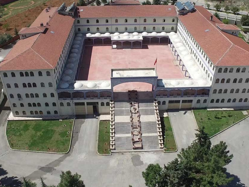 GAZİANTEP KÜLLİYE VE CAMİİ